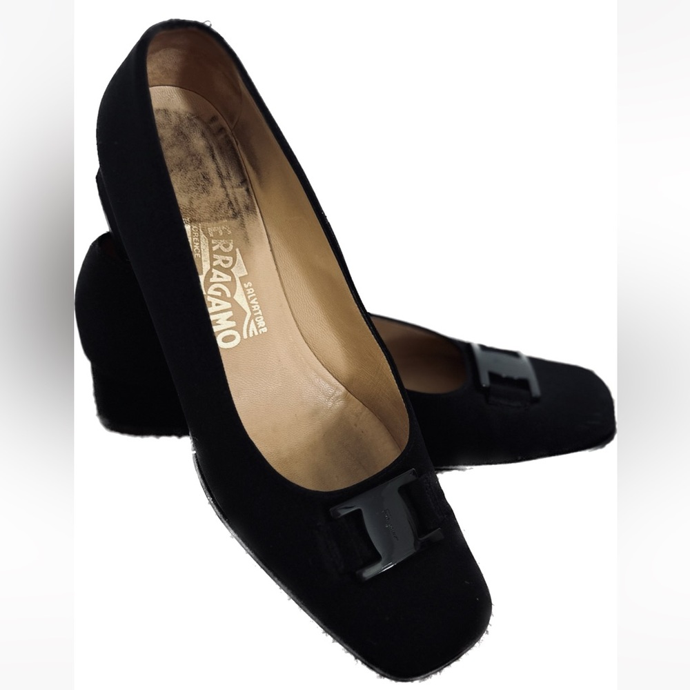 Ferragamo Black Leather Heels
